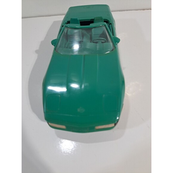 AMT Plastic 1/25 Scale Special Edition Green C4 Chevrolet Corvette Con Promo Car - Picture 8 of 9